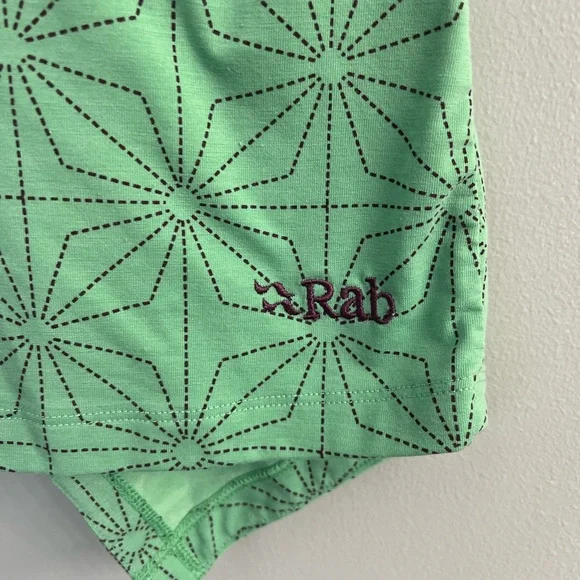Rab Trance Tank Green Purple Geometric Womens Size 10 Athleisure Workout Preppy - Picture 3 of 10